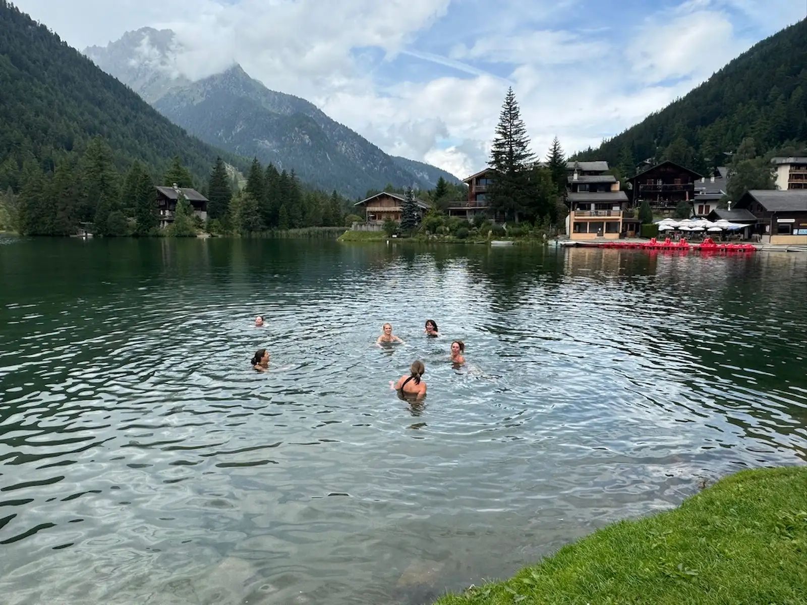 Tour du Mont Blanc (Best Bits) - Photo 4
