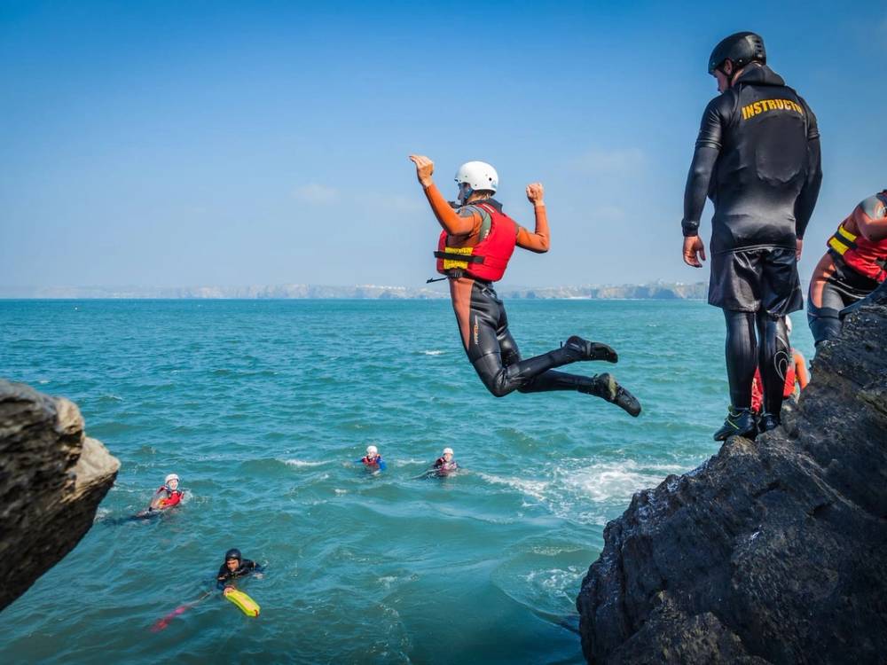 Coasteering holiday cornwall