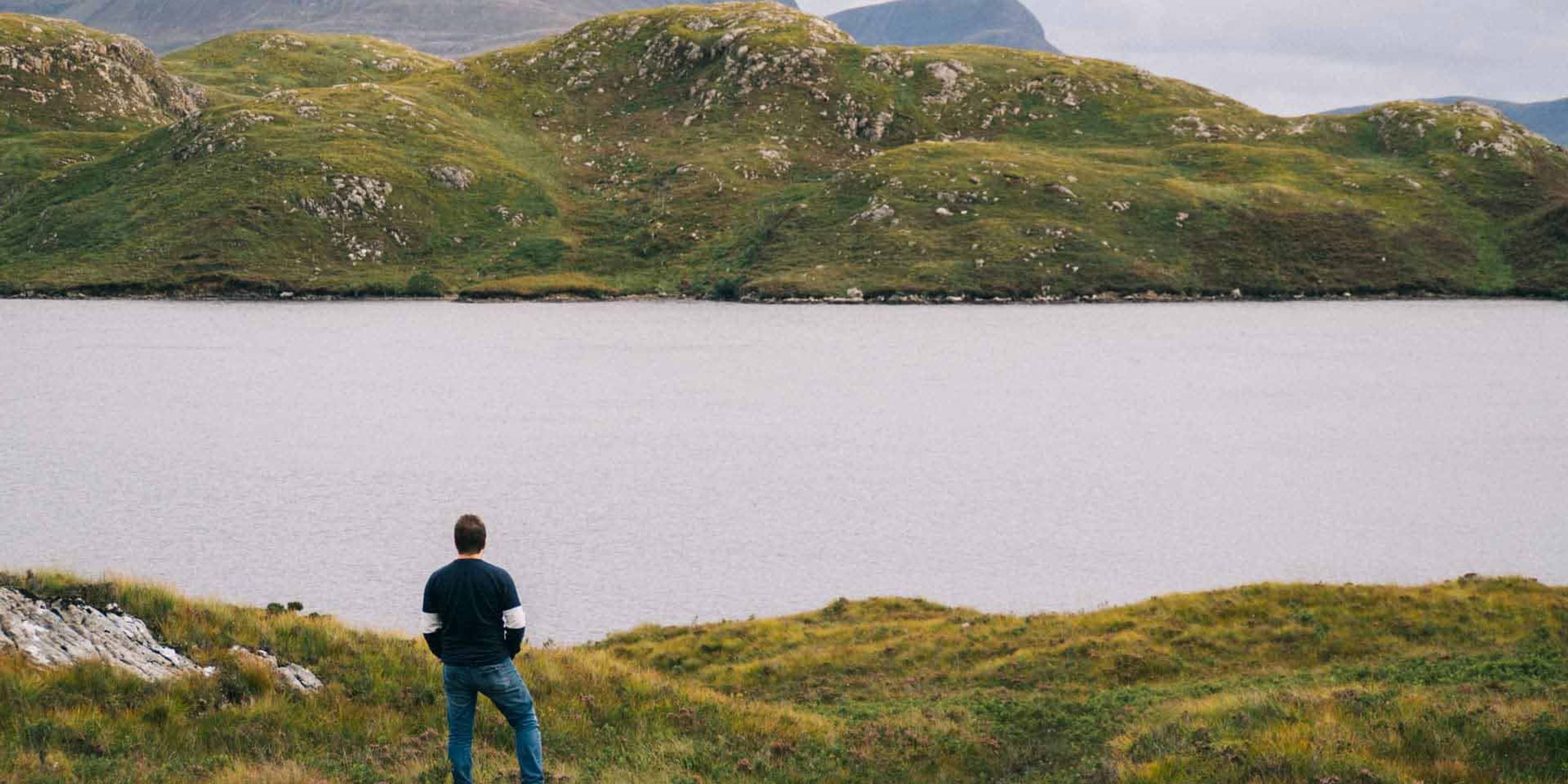 Midges in Scotland: Ultimate Guide 2024 - What Really Works?