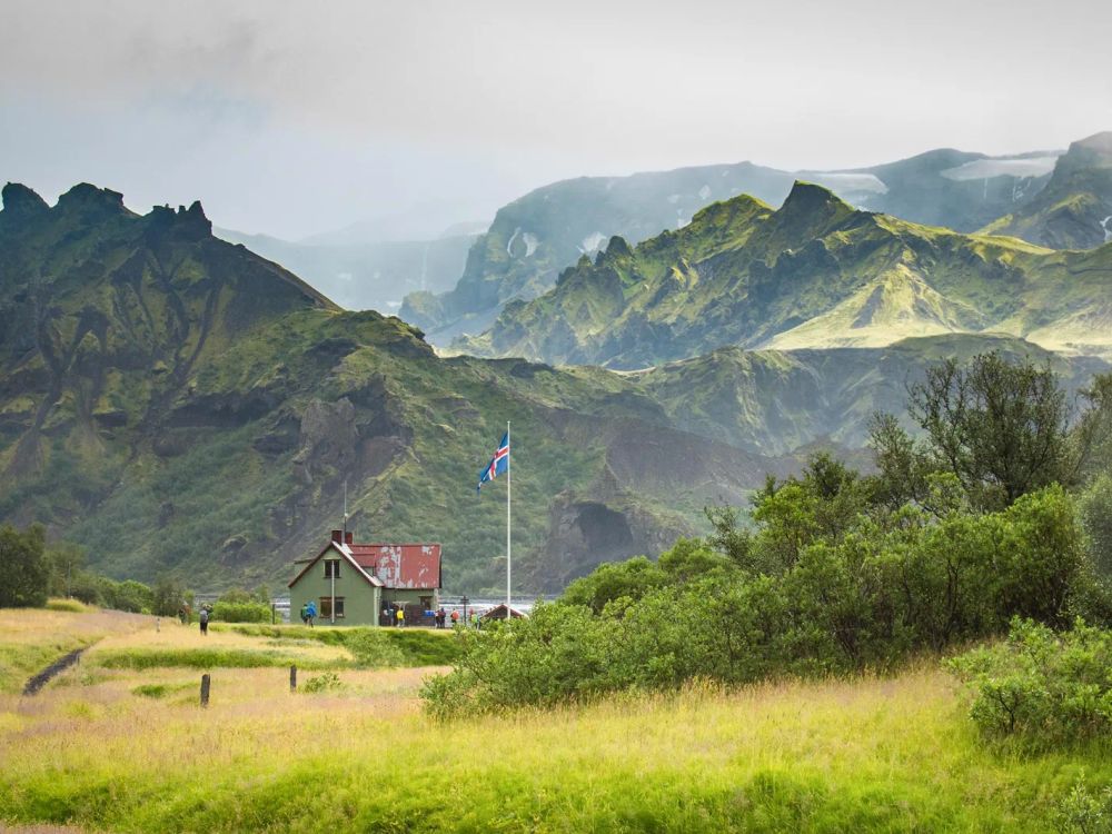 Huts, hot food and a roof in wild weather