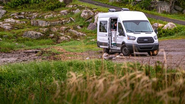 Van stopping for break