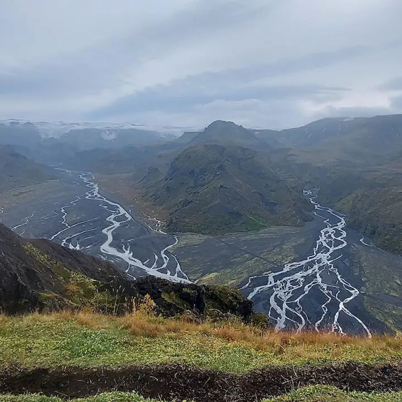 Thorsmork - mountainous landscape river valley