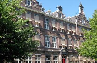 AUP and Taylor & Francis Partner on English-Language Book Programme