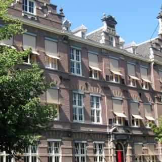 AUP and Taylor & Francis Partner on English-Language Book Programme