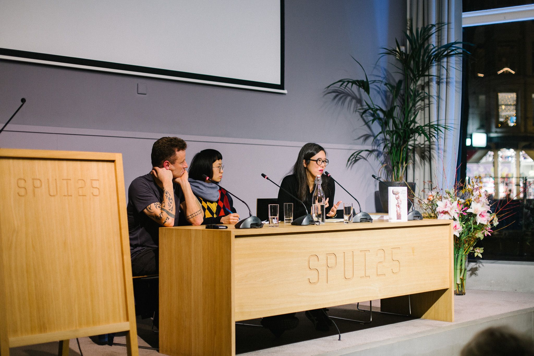 AUP Chinese Poetry and Translation event 09