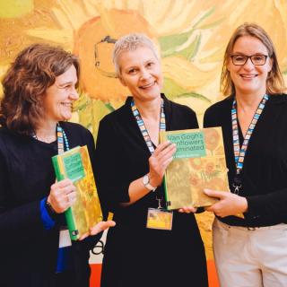 Van Gogh's Sunflowers Illuminated: Art Meets Science