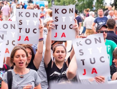 Constitutions and Constitutionalism in Central and Eastern Europe - CEU Press