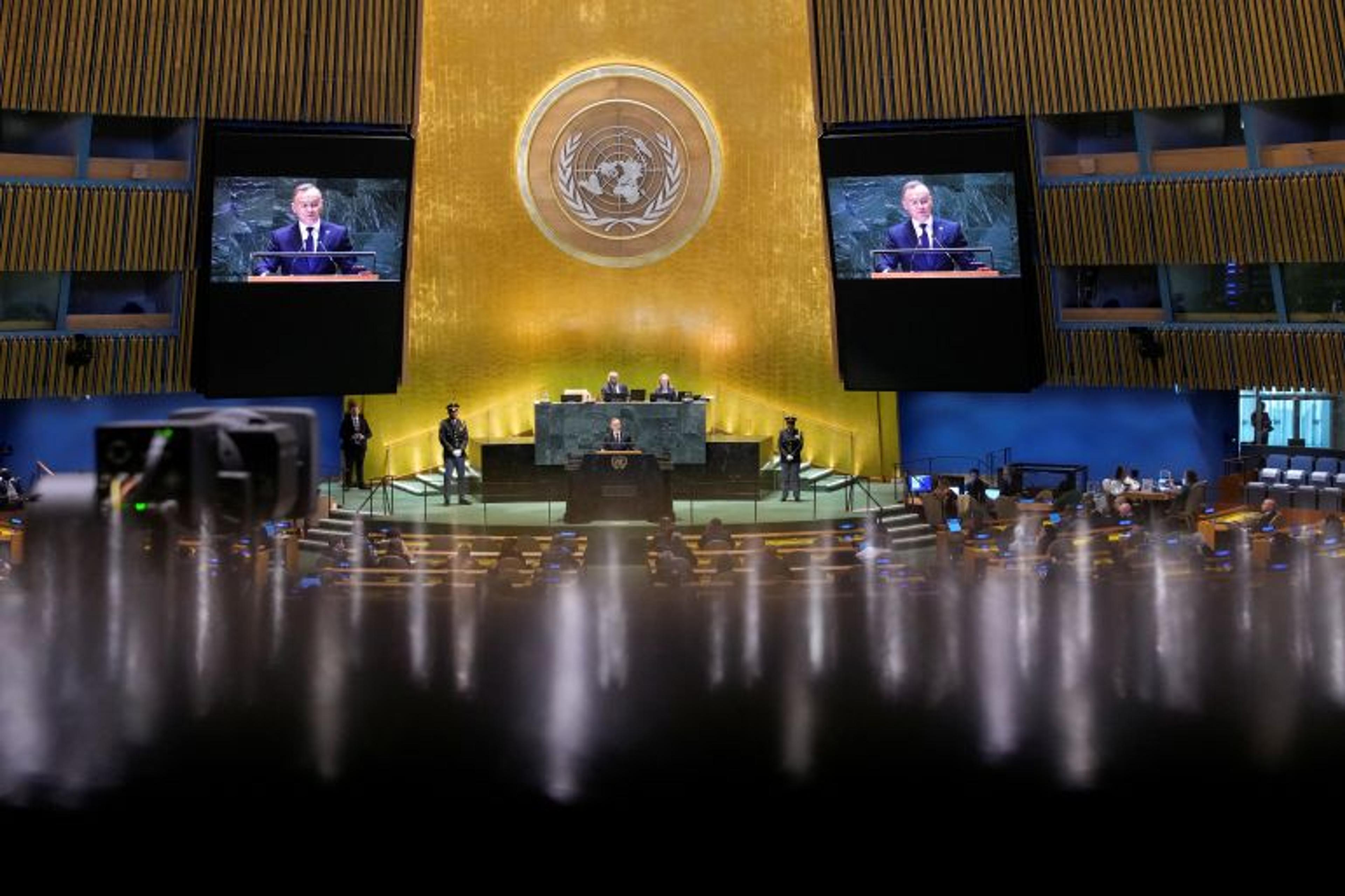 Sesión de la Asamblea General de la ONU 2025 en Nueva York sobre los esfuerzos globales por la paz.