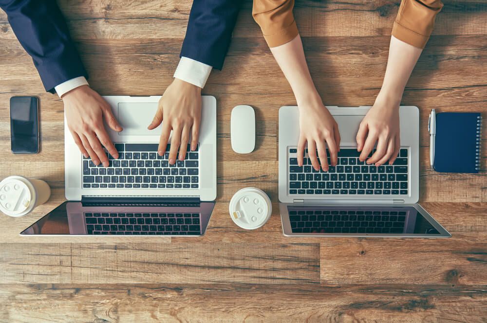 5 Creative Ways to Work From Home With Your Spouse During the Pandemic