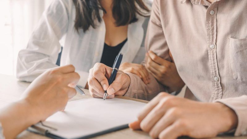 Guide to HDB Loan Versus Bank Loan: 5 Crucial Factors to Help You Decide!