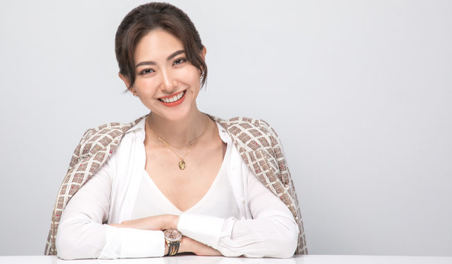 Former Pop-Star, Now Ohmyhome Co-founder, Wife & Mother of 2: How is Race Wong Doing It All?