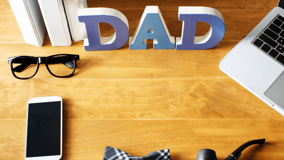 5 Timeless Gifts for Your Dad this Father’s Day