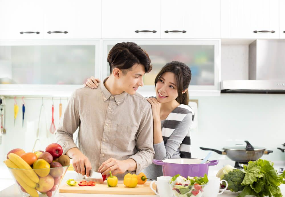6 Simple Stay-at-Home Date Ideas During the COVID-19 Pandemic