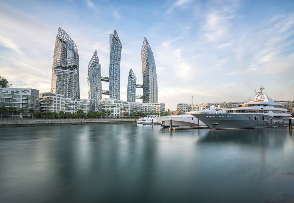 Corals at Keppel Bay: Elegant Villa-Style Apartment Blocks by the Marina