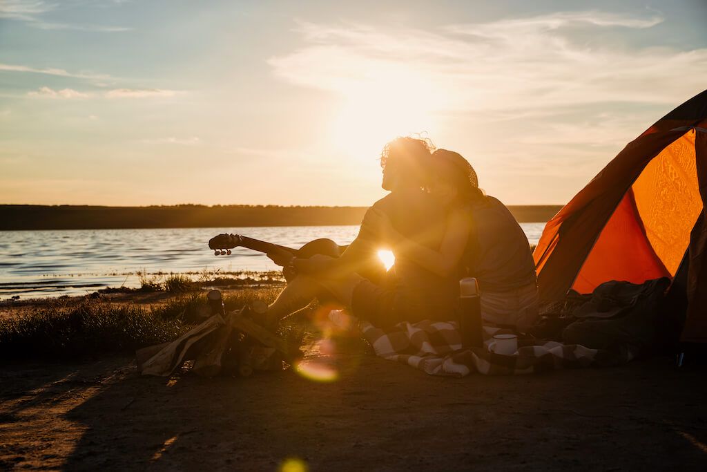 Valentine’s Day: Extraordinary Gift Ideas that Money Can’t Buy