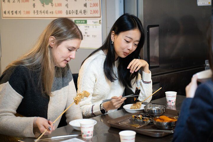 Gwangjang Market Food Walk with Korea's History, Seoul — photo 3