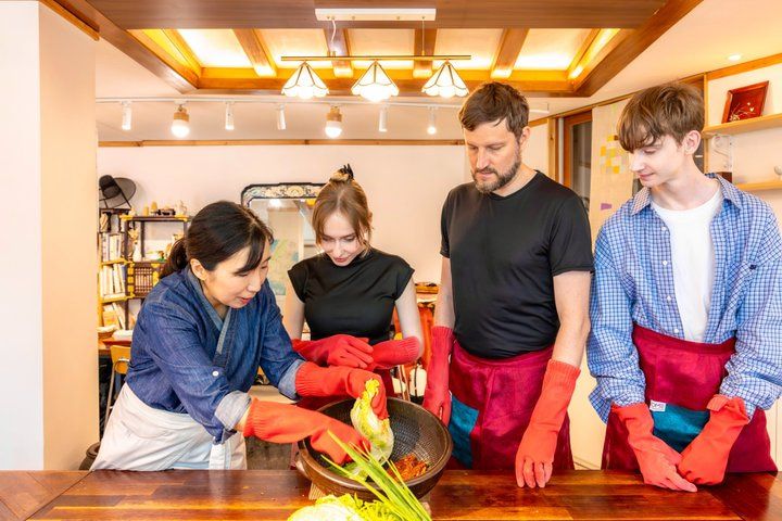 Private Kimchi Masterclass near Gyeongdong Market