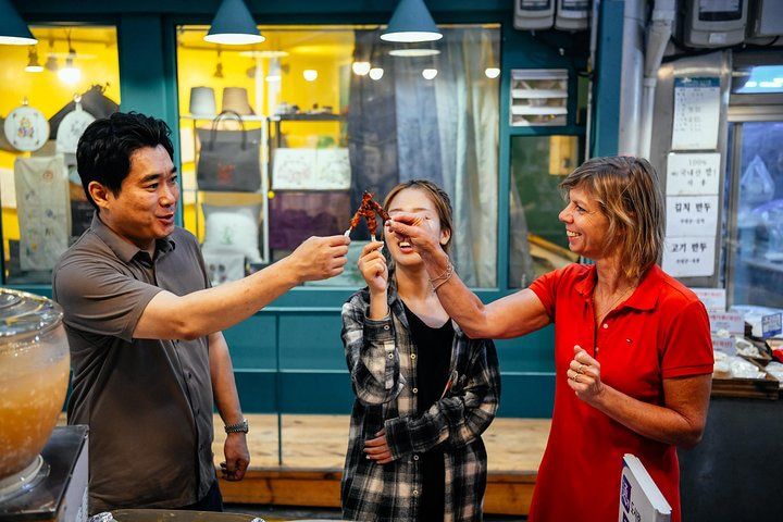 Namdaemun Market Private 10-Tasting Food Walk, Seoul — photo 3