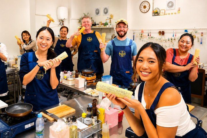 Hands-On Home-Style Korean Cooking near Gyeongbokgung