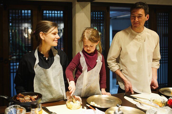 Hanok Royal Korean Cooking Class in Insadong, Seoul — photo 2
