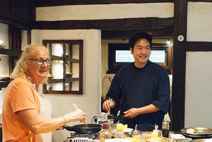 Hanok Royal Korean Cooking Class in Insadong, Seoul — photo 4