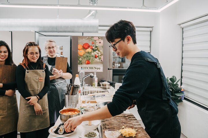 Michelin Chef Korean Cooking Class in Songpa, Seoul — photo 3