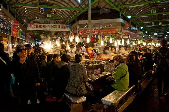 Han River Night Cruise & Gwangjang Market Walk, Seoul — photo 1
