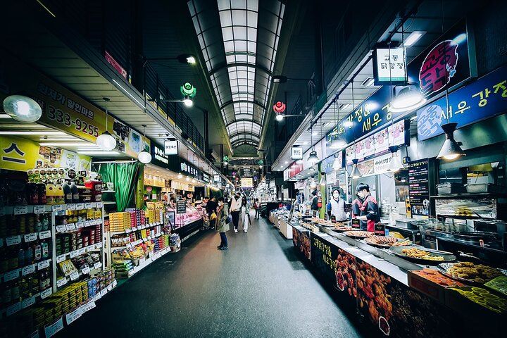 Mangwon Chicken & Beer After-Dark Crawl, Seoul — photo 4