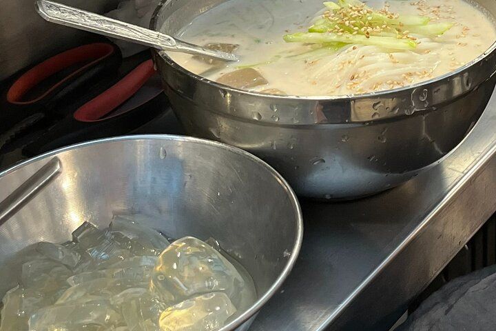 Vegan Gwangjang Market Chef-Led Food Walk, Seoul — photo 2