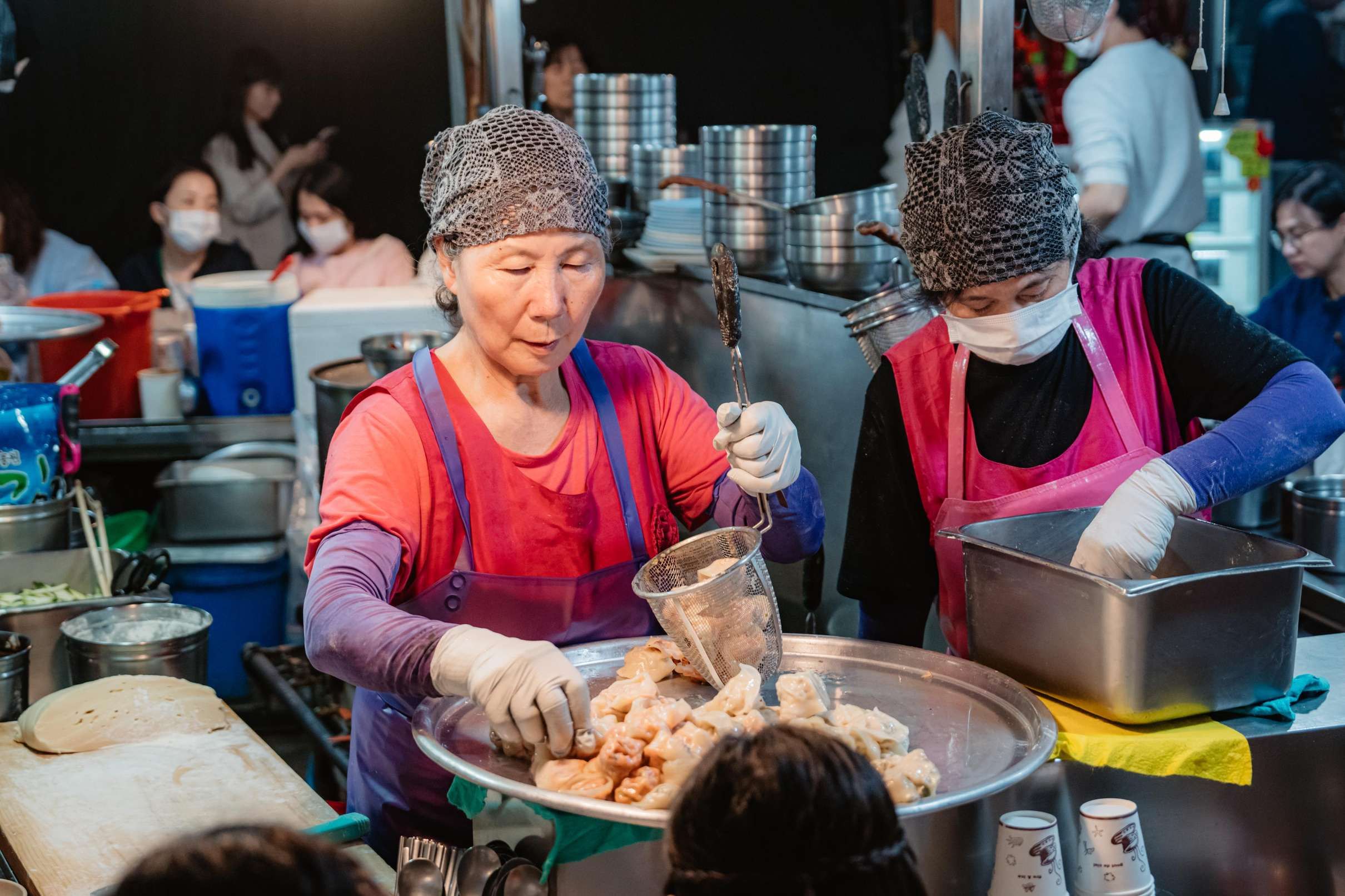 Jongno Market Street Food Walk with Drinking Games, Seoul — photo 4