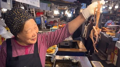 Dongmyo Flea Market & Gwangjang Food Walk