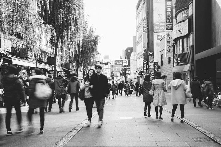 Bukchon Hanok Food Walk with Tea Tasting, Seoul — photo 2