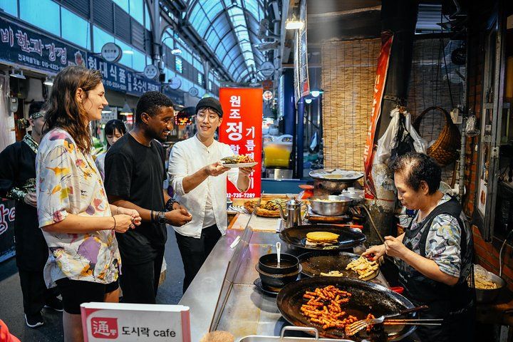 Namdaemun Market Private 10-Tasting Food Walk