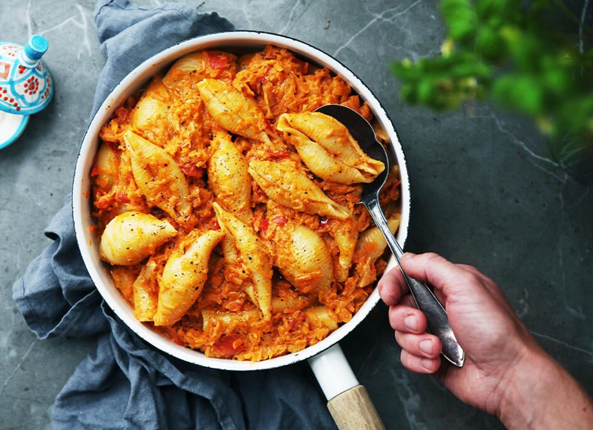 Urtekrydret gulrotpasta