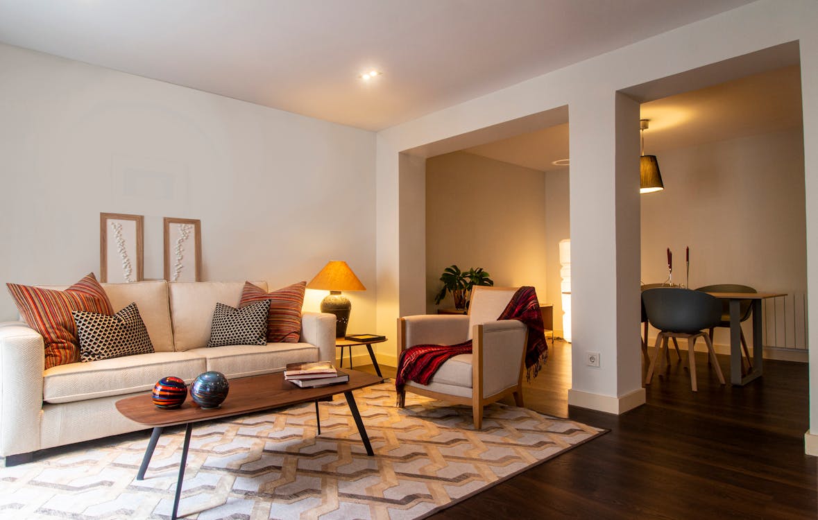 Why You Wake Up at 3am, And Why It's Your Evening, Not Your Sleep