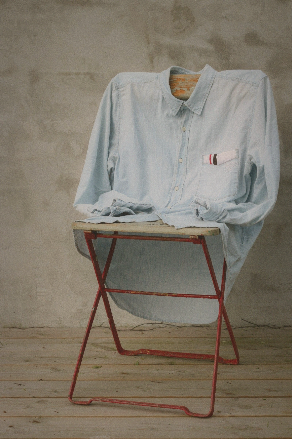 The Minimalist Wardrobe for Taiwan's Climate
