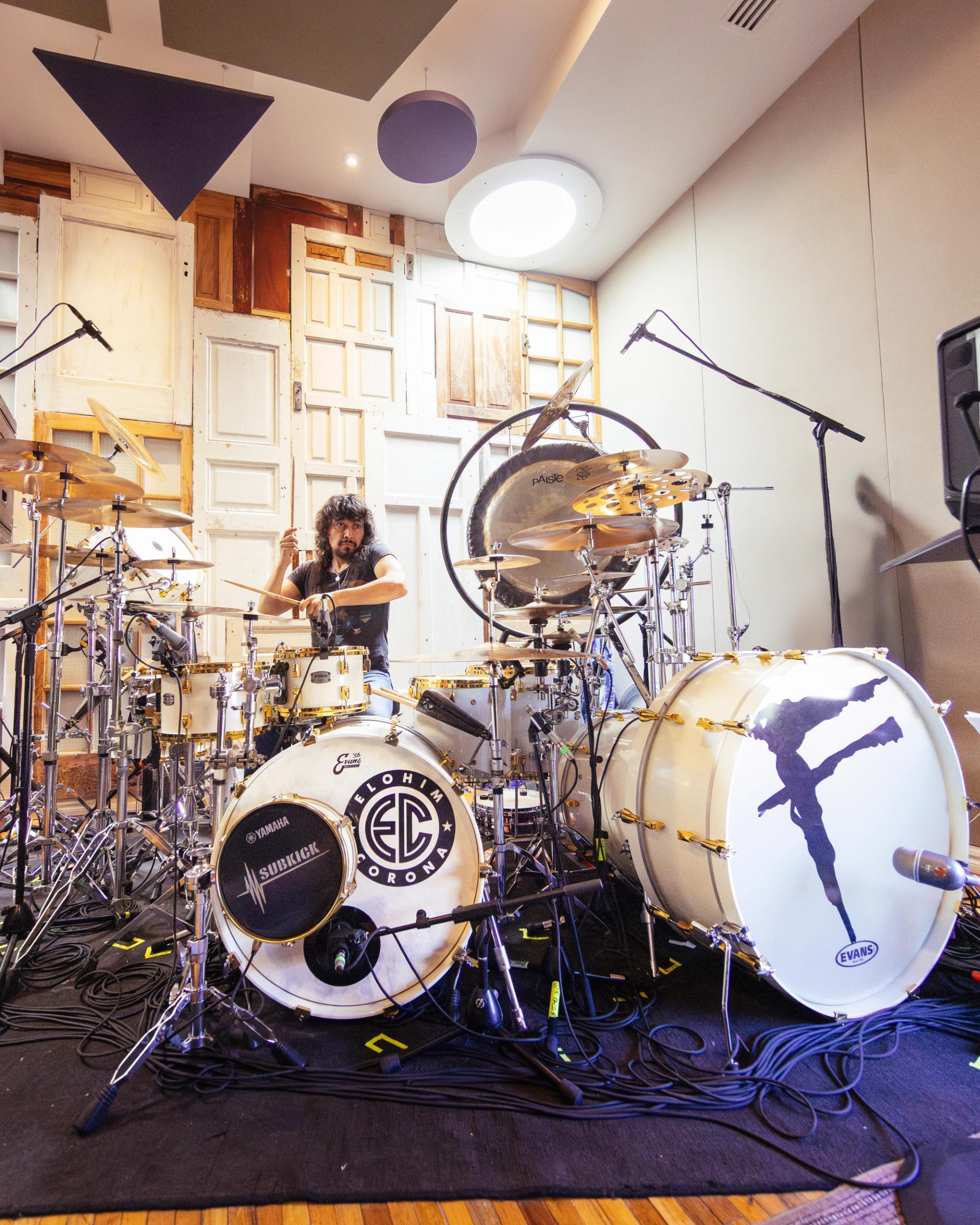 Fobia rehearsing at panoram studios in mexico city photography by Alan Cortés