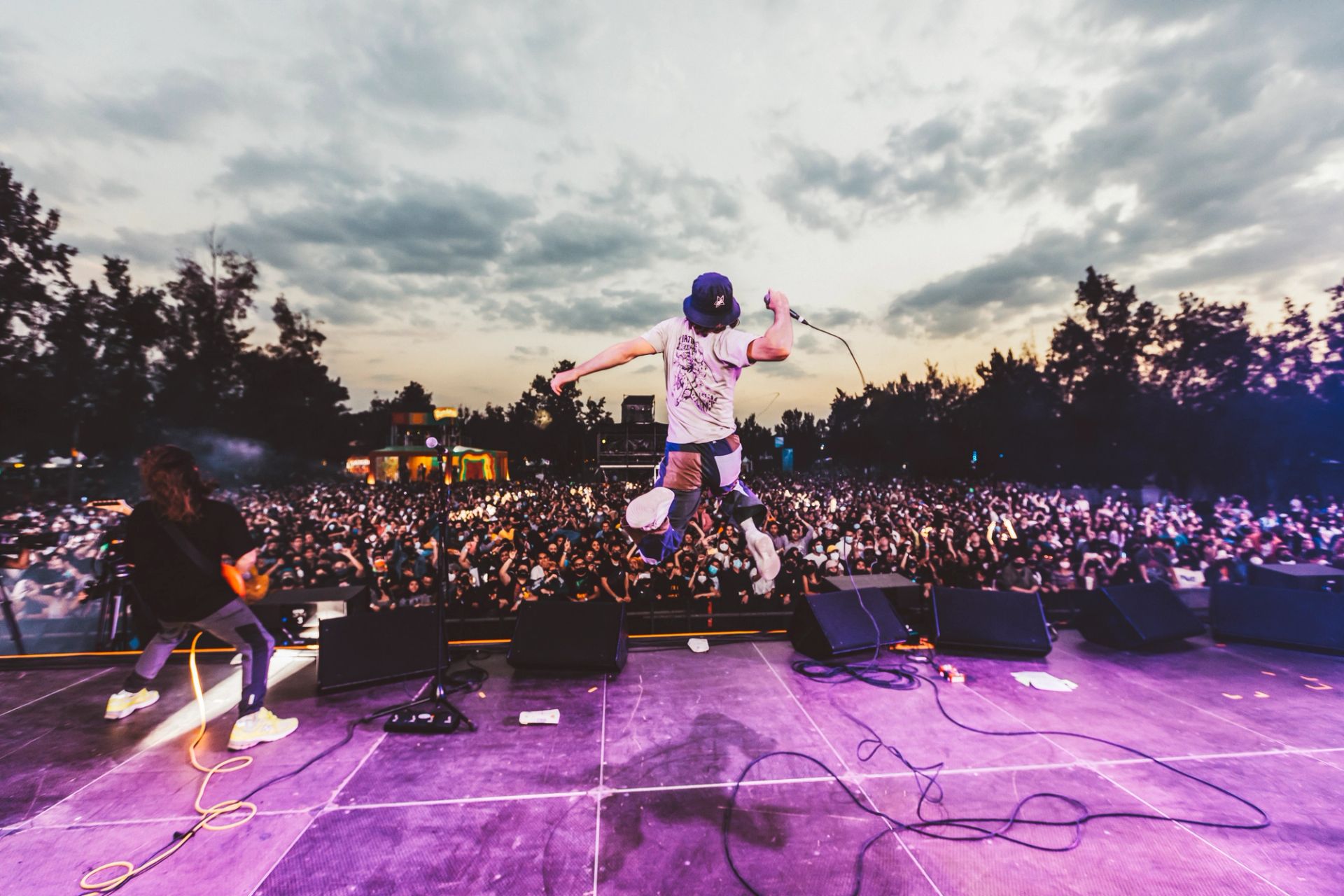 Turnstile performing live on stage in Mexico City, photographed by Alan Cortés