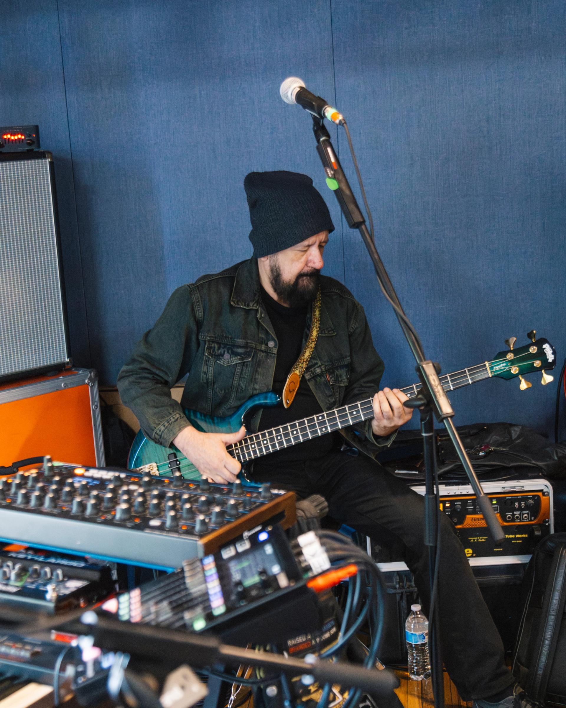 Fobia rehearsing at panoram studios in mexico city photography by Alan Cortés
