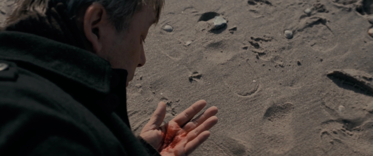 Currents of the Past still 3