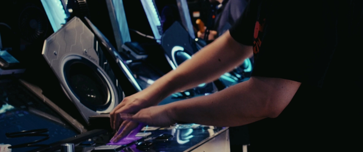 Currents of the Past still 4