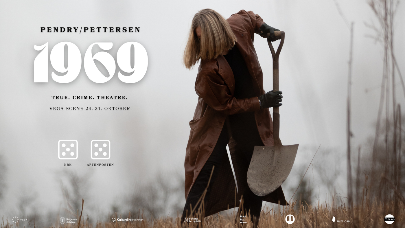 Dame graver på et jorde. To terningkast 5 på plakaten. Det er en plakat for teaterforestillingen 1969.