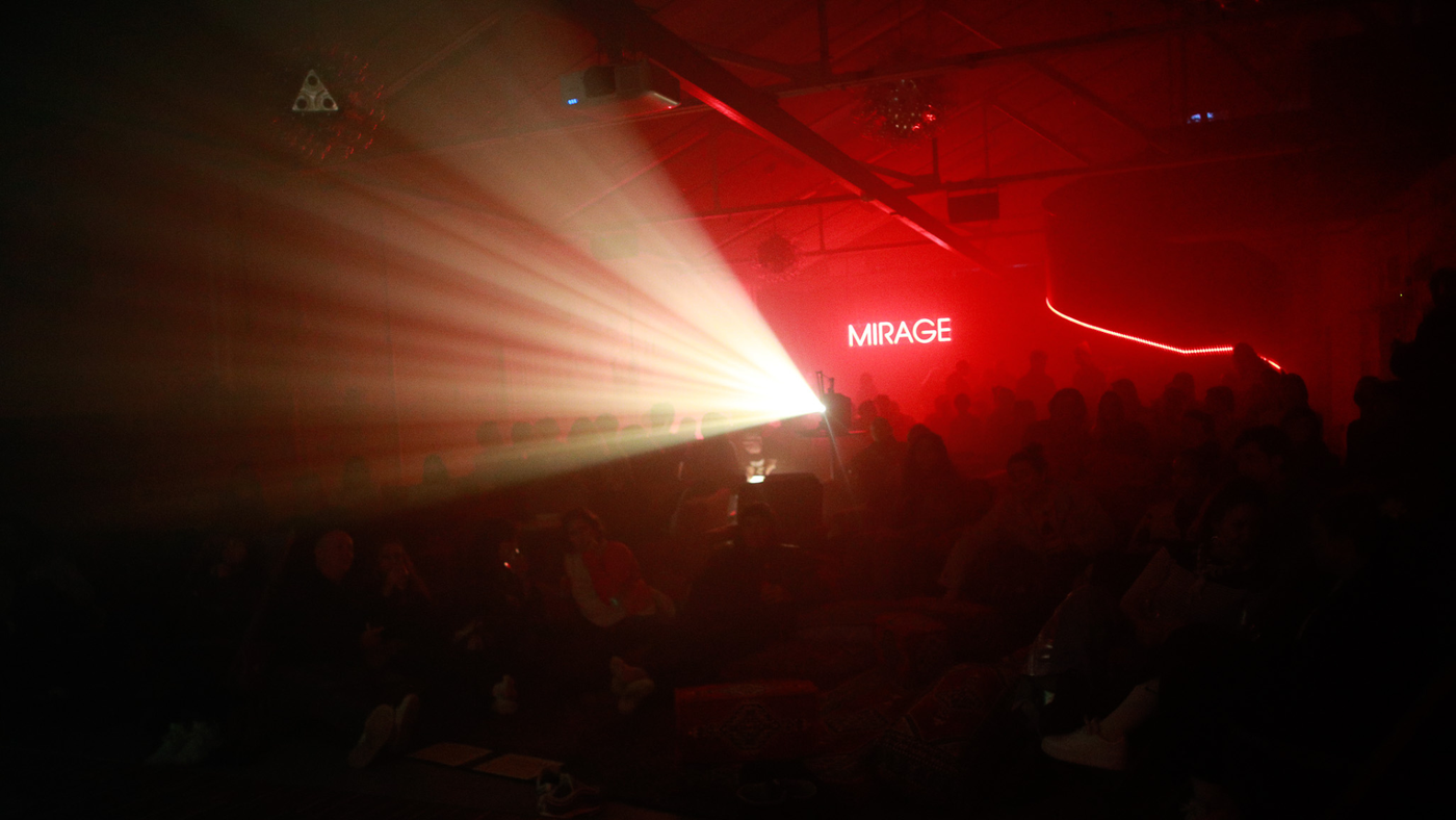 Projektor og ledlys med Mirage