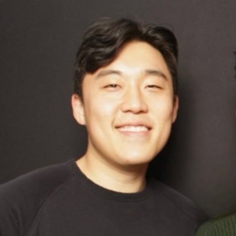 Eliott Lee