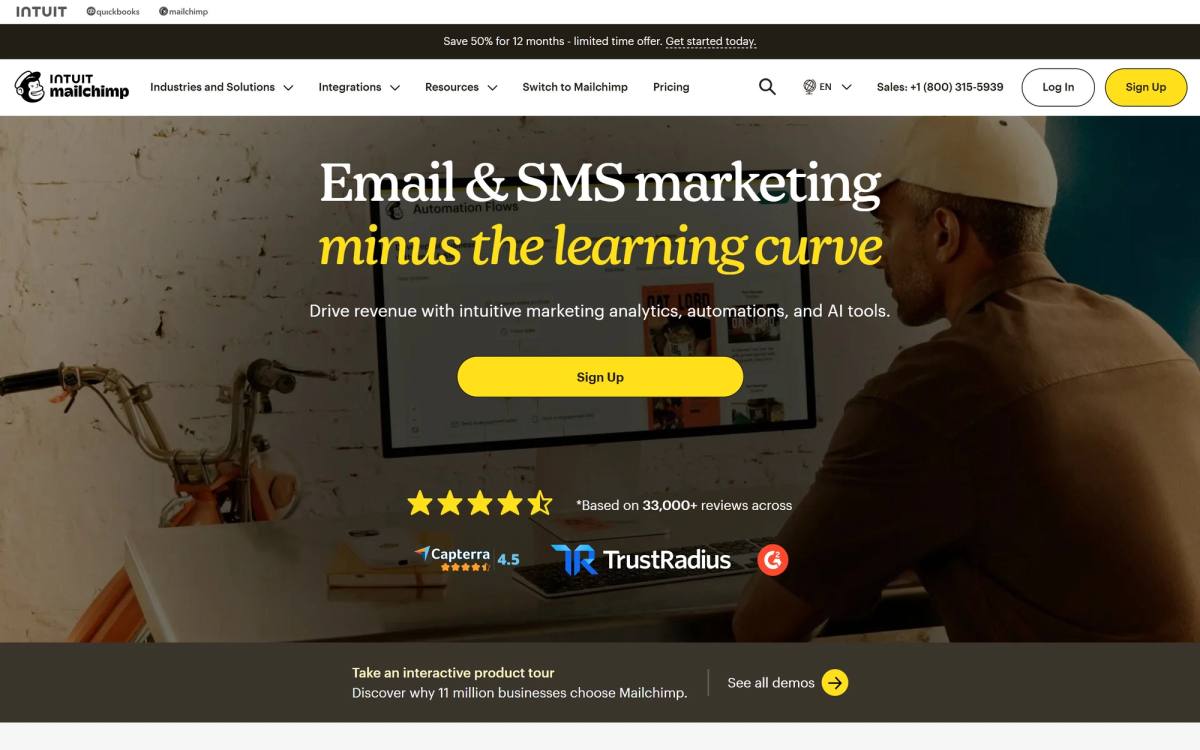 Mailchimp landing page example with an objection-handling headline and third-party review ratings