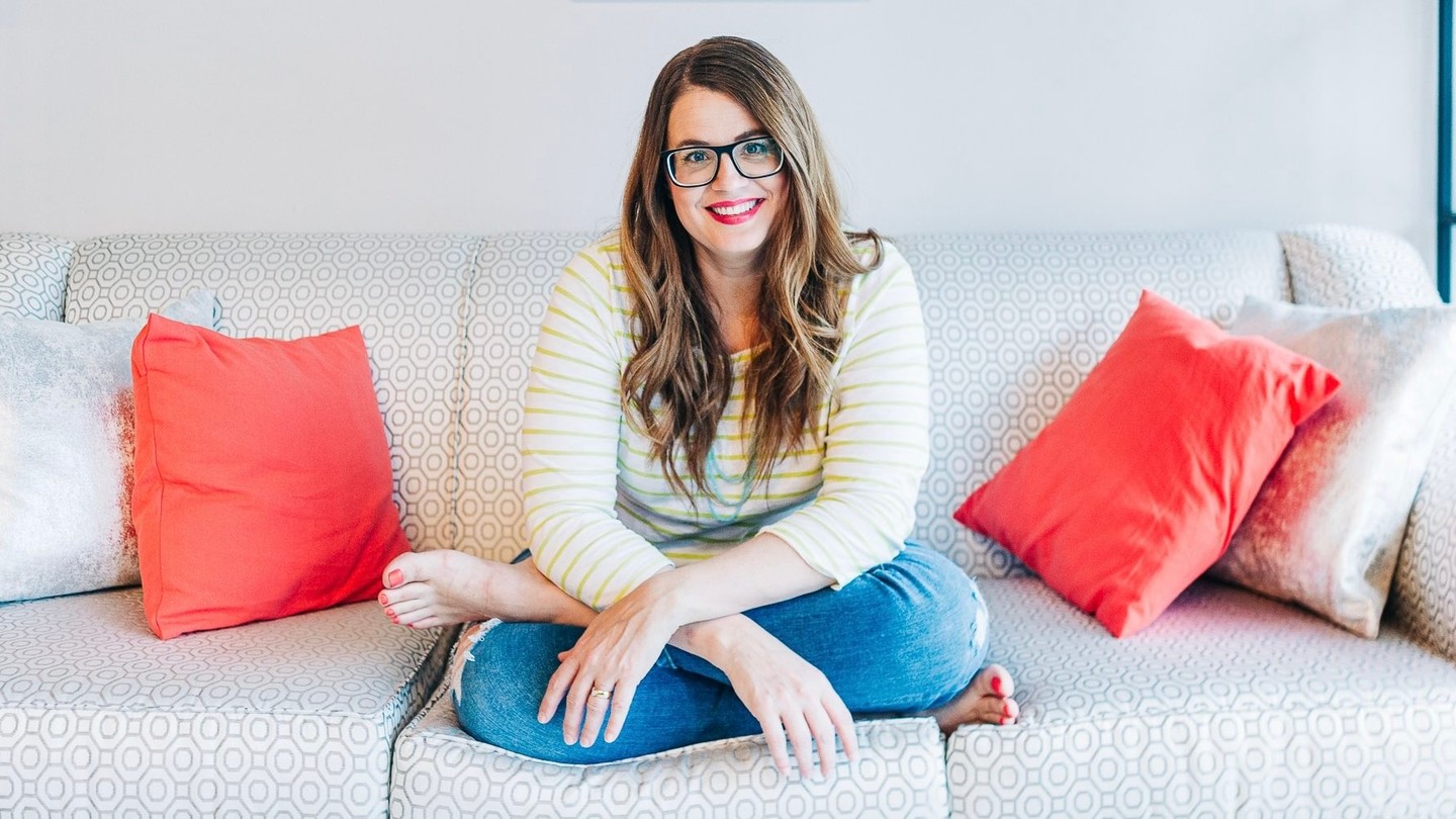 Portrait of mindset coach and creator Becky Mollenkamp