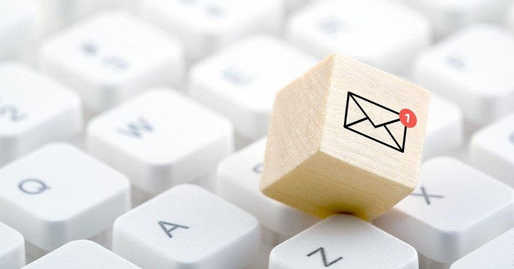 Illustration of email subject lines on inbox screens with rising open rate metrics
