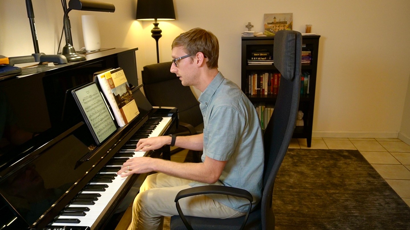 Portrait of online piano teacher and creator Joseph D'Amico