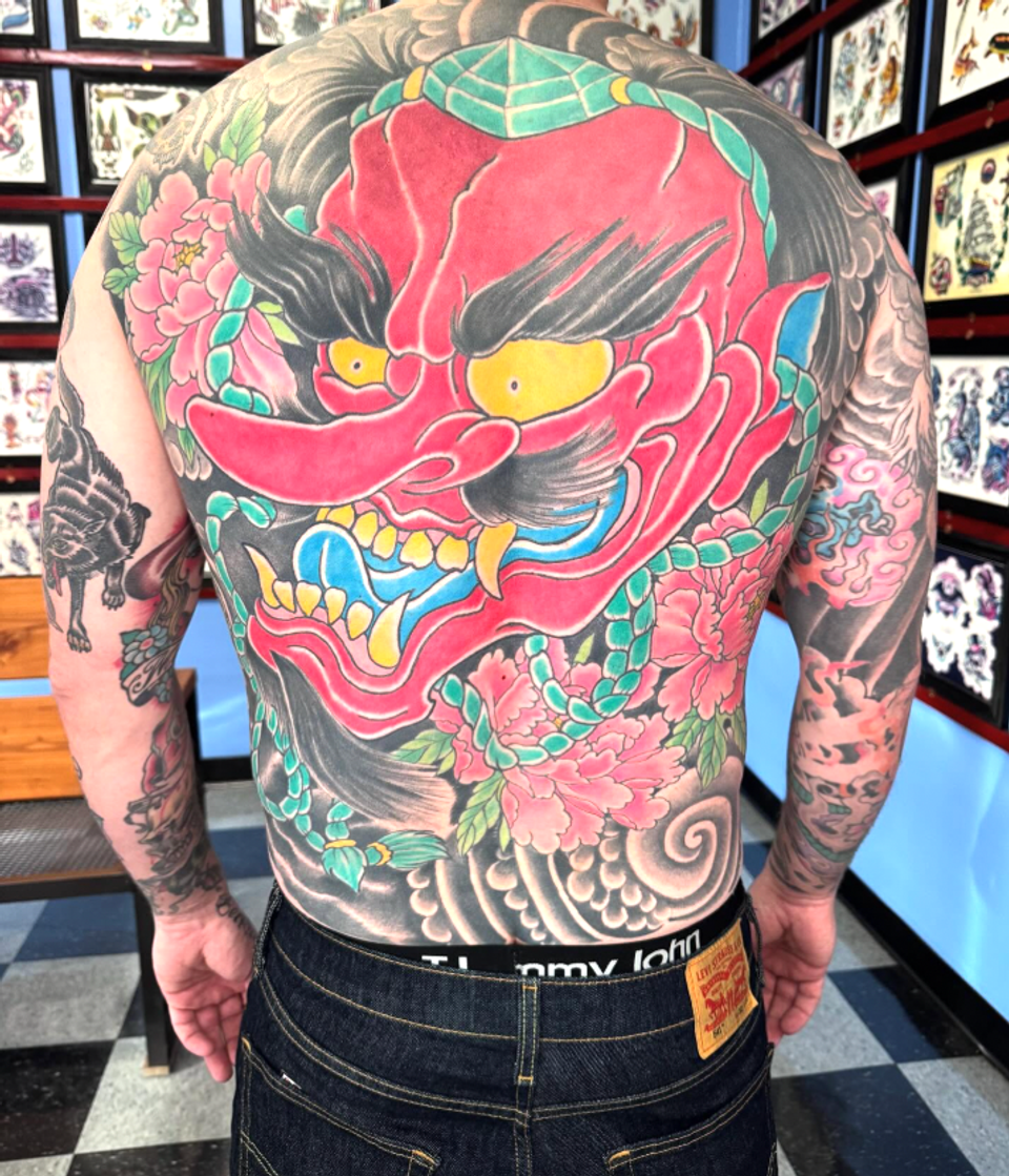 https://www.instagram.com/brandonlewistattooer/
