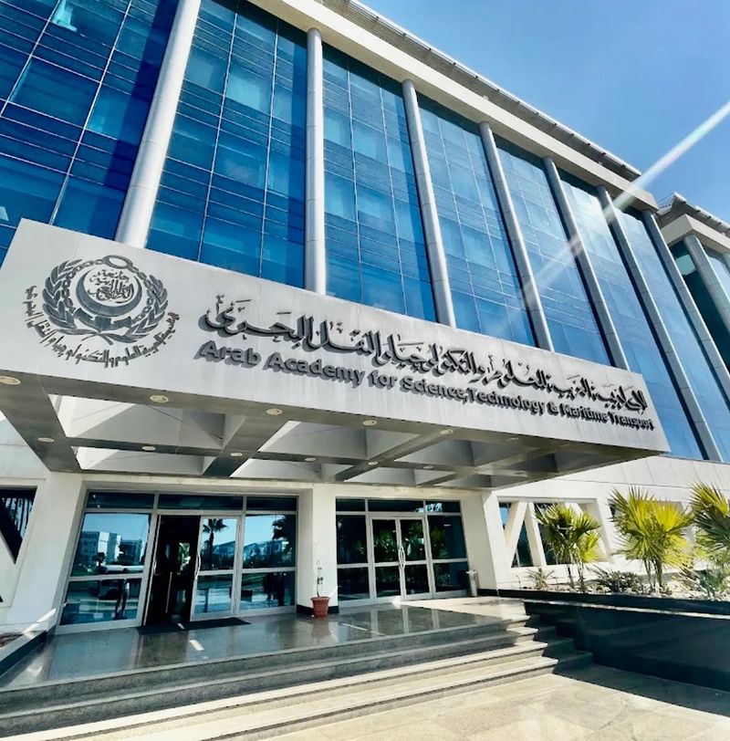 تجديد الاعتماد المؤسسي لكلية الهندسة بالأكاديمية العربية للعلوم والتكنولوجيا